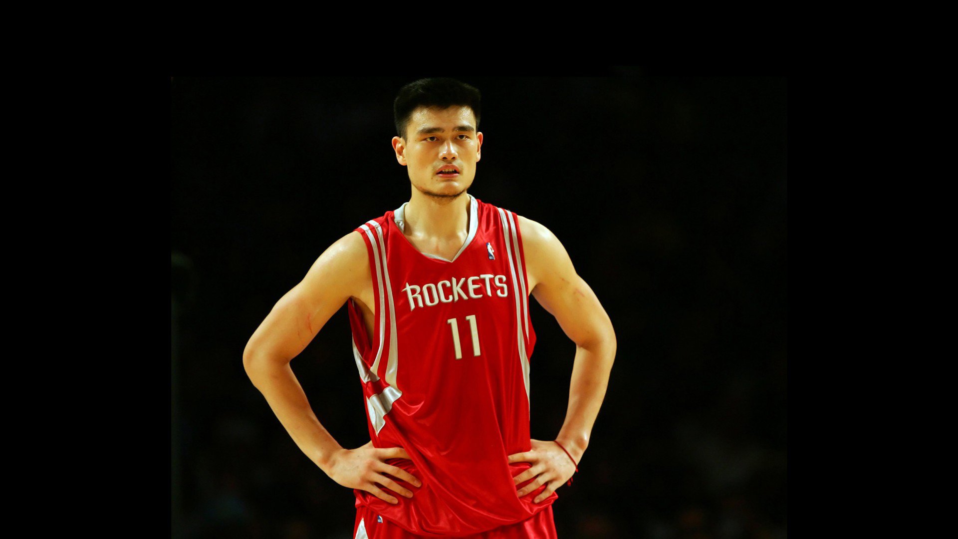 NBA季后赛之夜，苏亚雷斯防守端锁死对手，这不是跨界，这是降维打击！